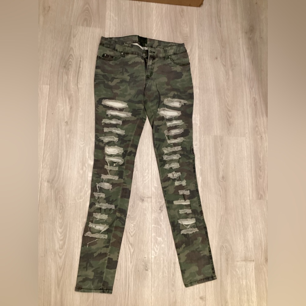 Tripp nyc, 28/ 7, camouflage pants